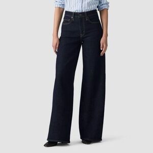 Levi Women’s Wide leg jeans